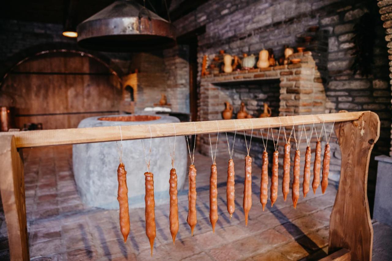 Château Mosmieri Hotel&Winery Telavi Extérieur photo